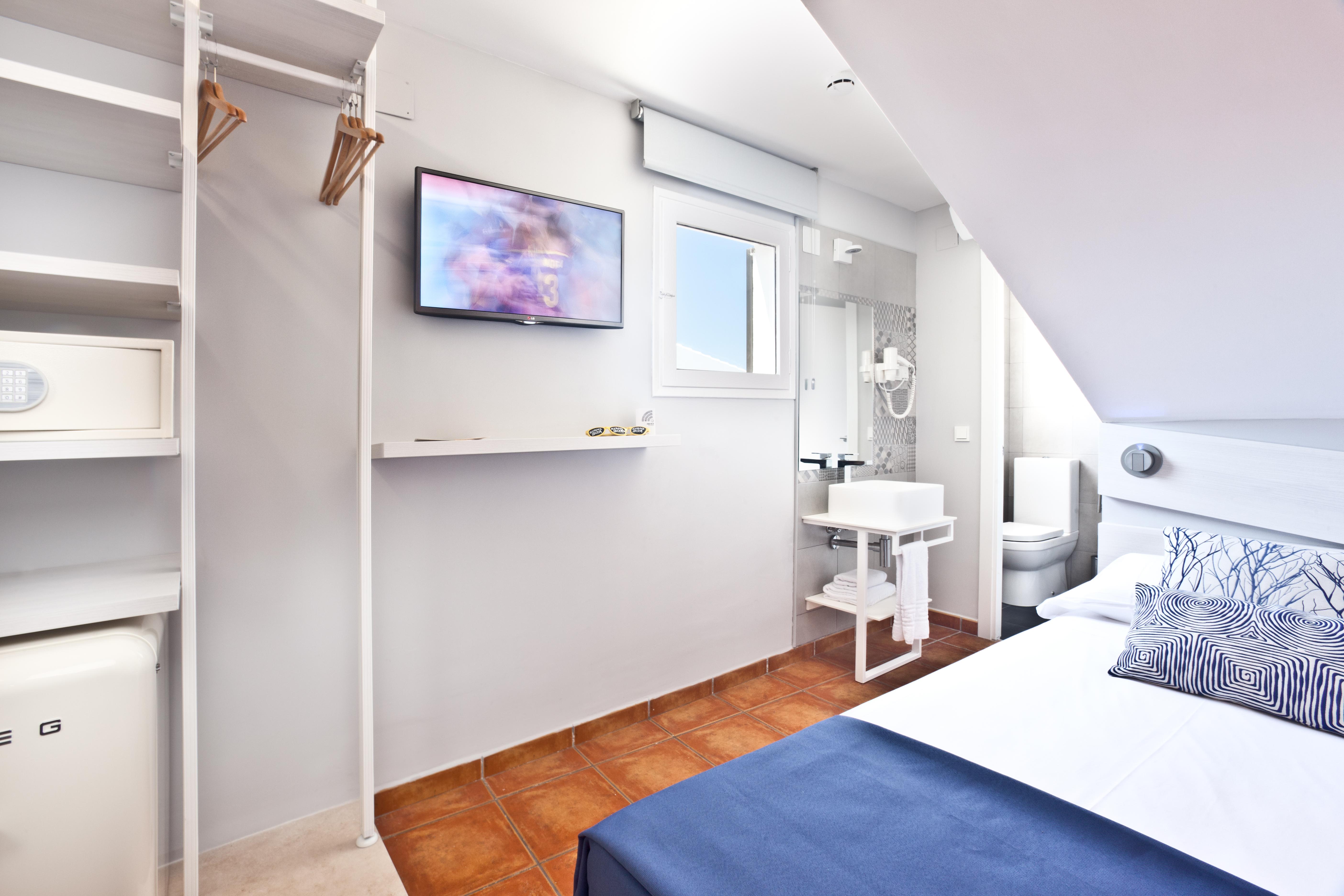 Hotel Ryans La Marina (Adults Only) Ibiza-Stadt Exterior foto