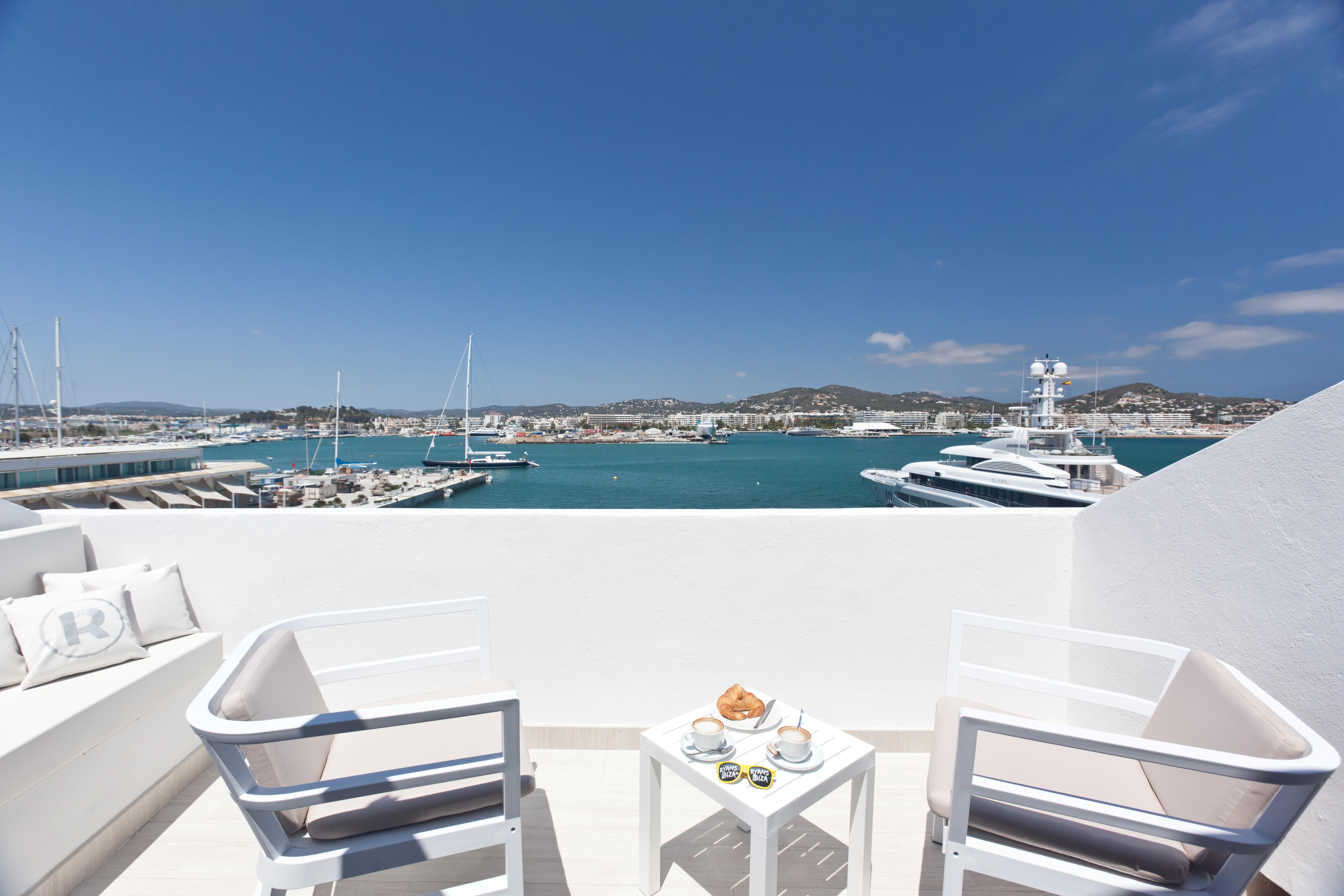 Hotel Ryans La Marina (Adults Only) Ibiza-Stadt Exterior foto