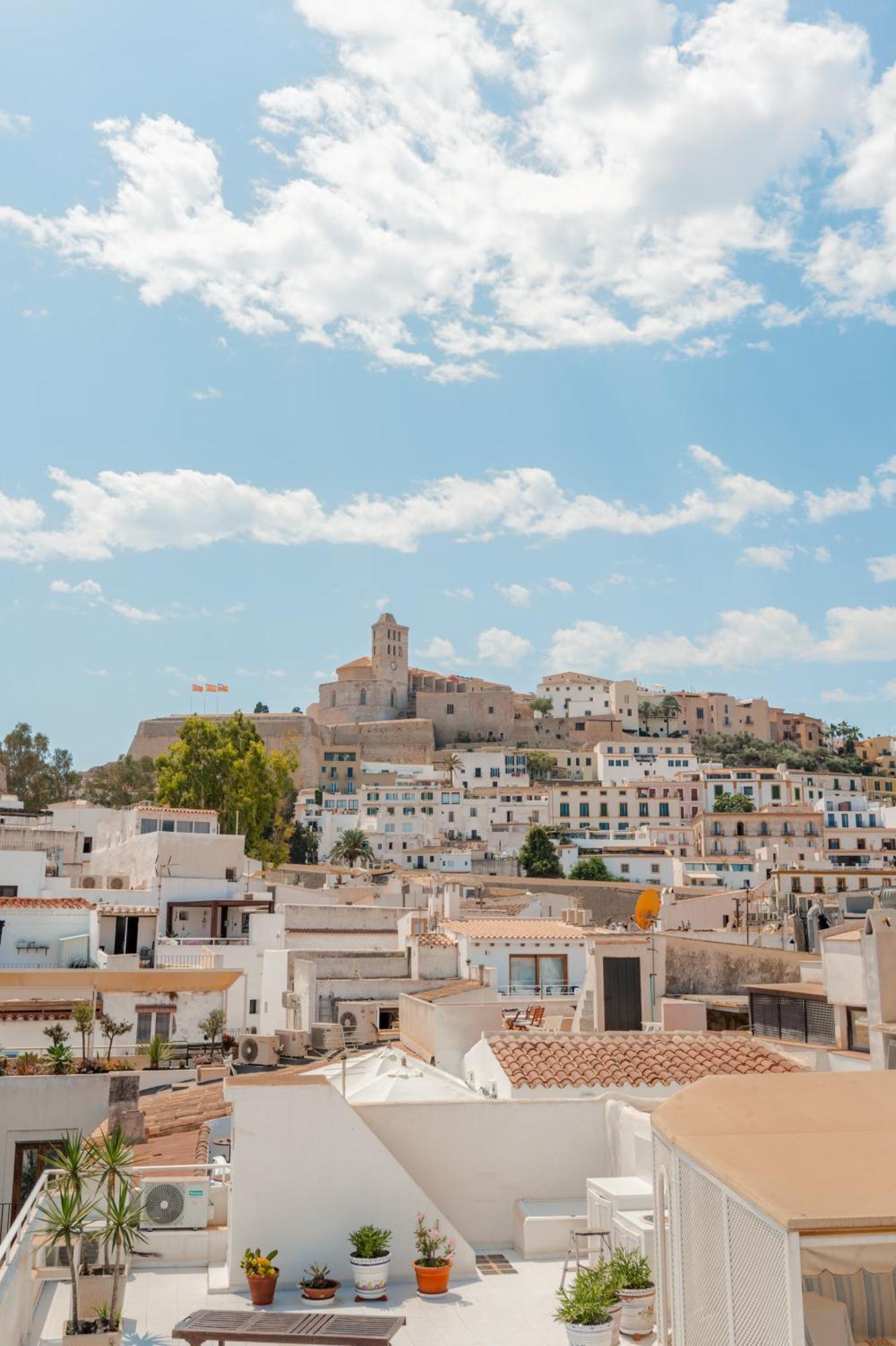Hotel Ryans La Marina (Adults Only) Ibiza-Stadt Exterior foto